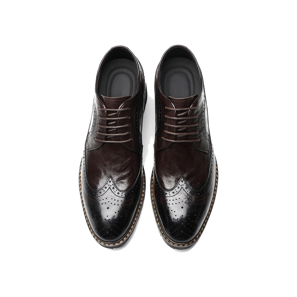 VERTĀRO A22 Brown brogue shoes top view