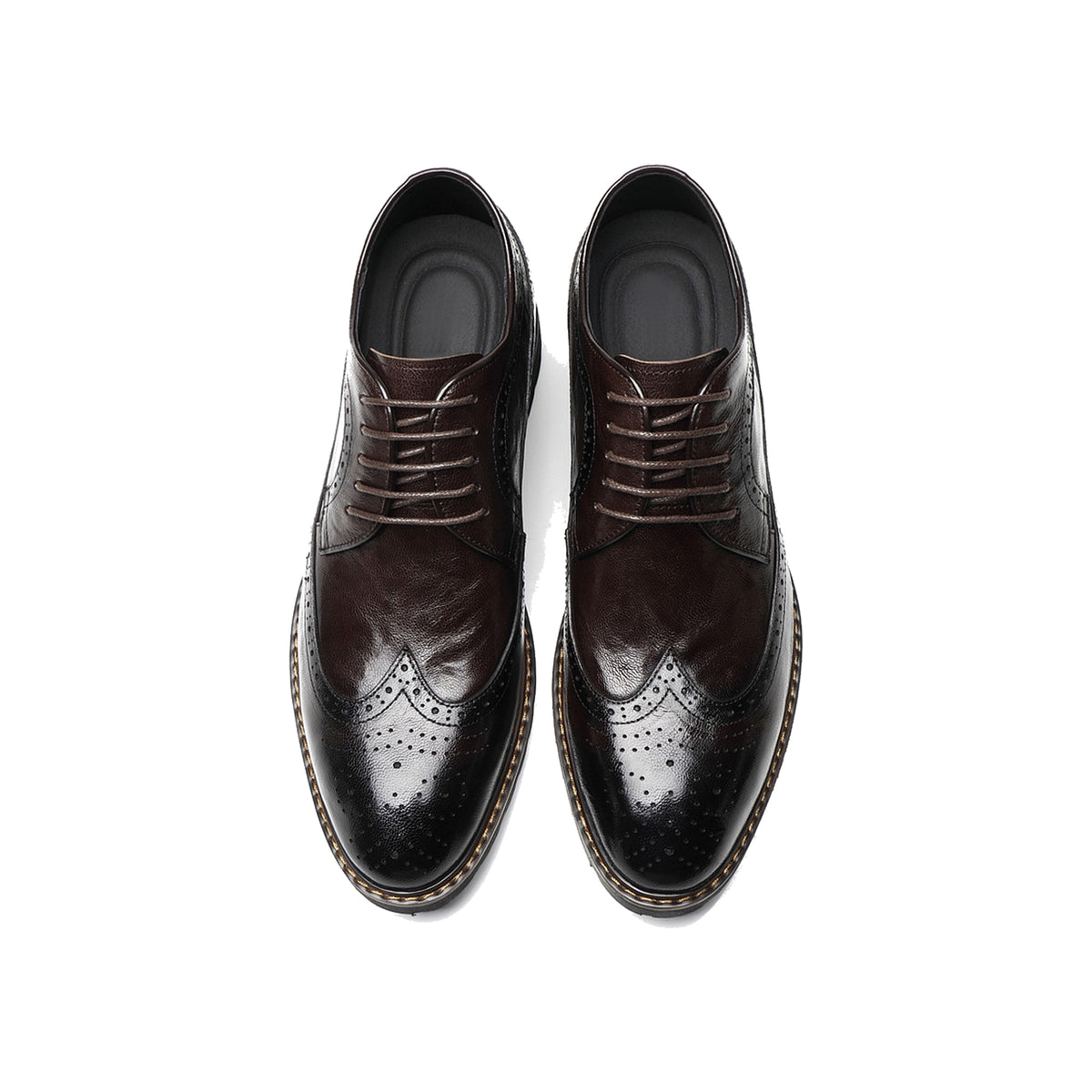 VERTĀRO A22 Brown brogue shoes top view
